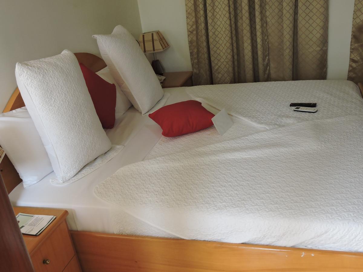 Allseasons Hotel Pantang Zimmer foto